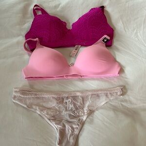 Victoria’s Secret 2 bra and panty set